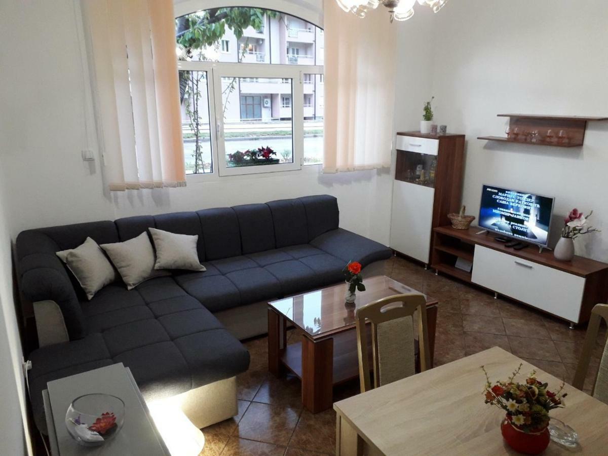 Apartman Samardzic เทรบินเย ภายนอก รูปภาพ